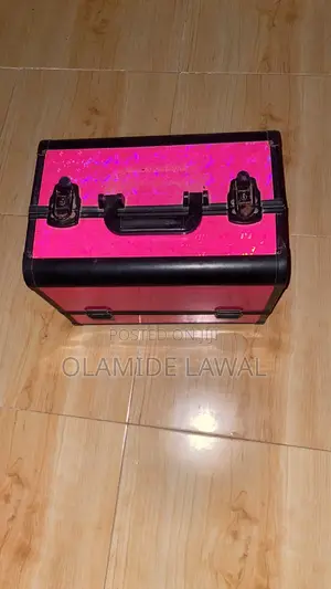 Makeup Artist Box + Makeup Items
