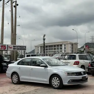 Volkswagen Jetta 2017 Off white
