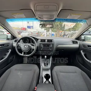 Volkswagen Jetta 2017 Off white