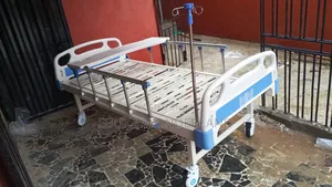 Two Crack Bed