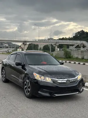 Honda Accord Touring V6 4dr Sedan FWD (3.5L 6cyl 6A) 2017 Black