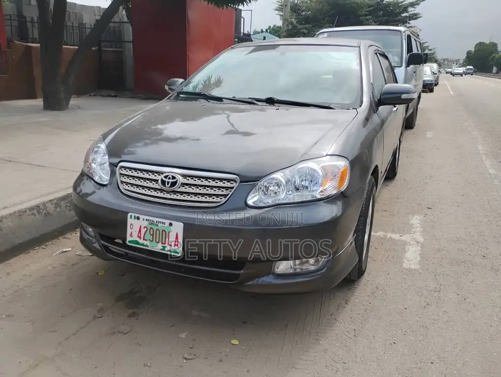 Toyota Corolla 2005 Gray