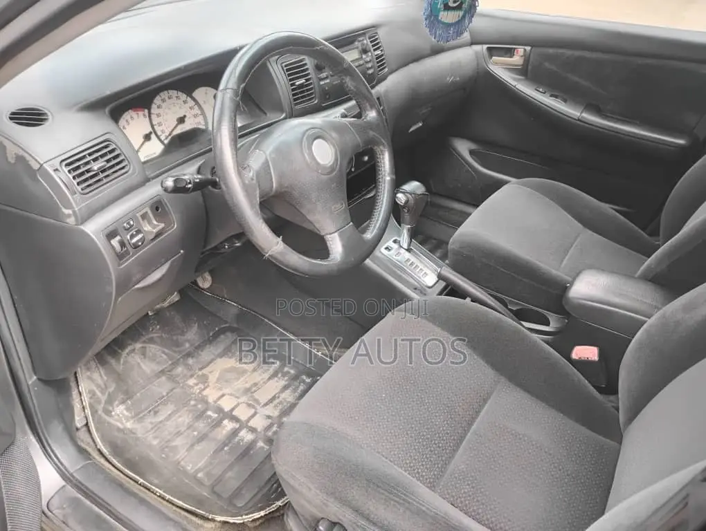 Toyota Corolla 2005 Gray