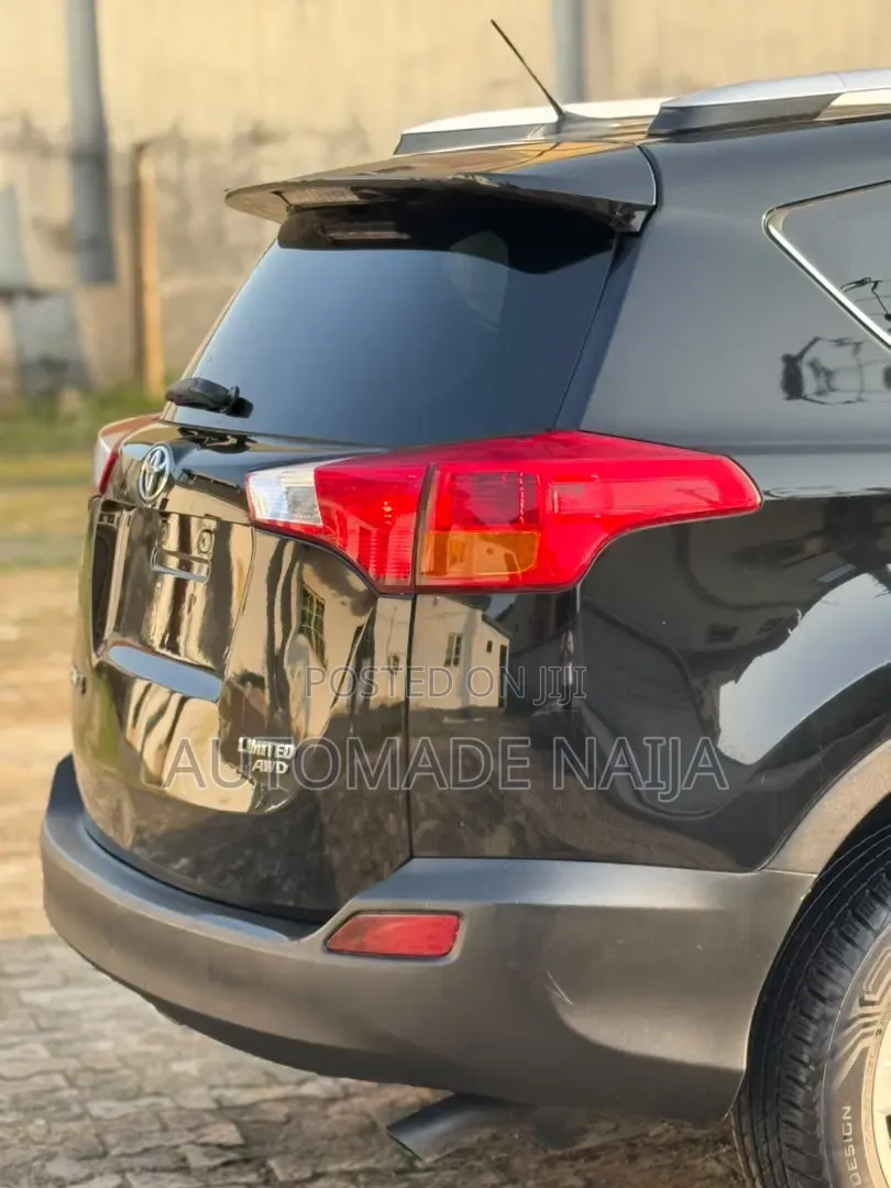 Toyota RAV4 2015 Black