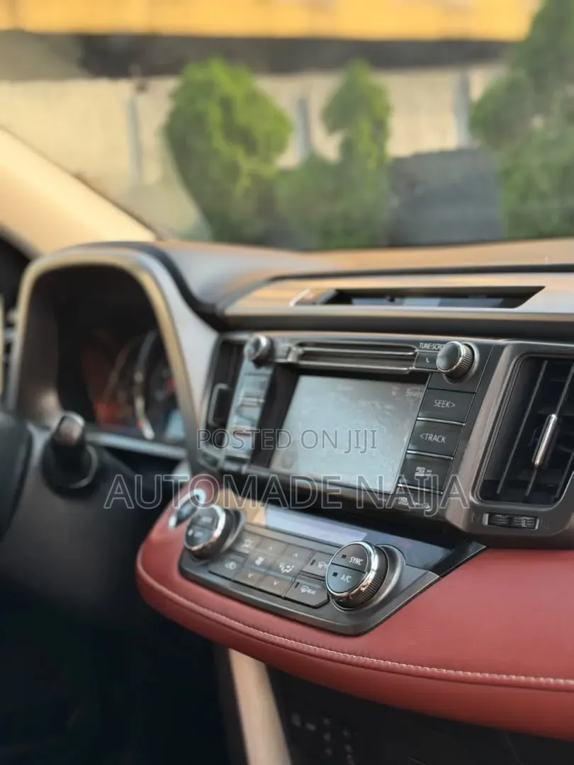 Toyota RAV4 2015 Black