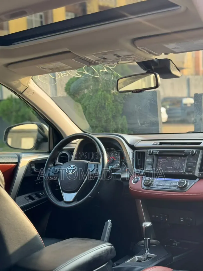 Toyota RAV4 2015 Black