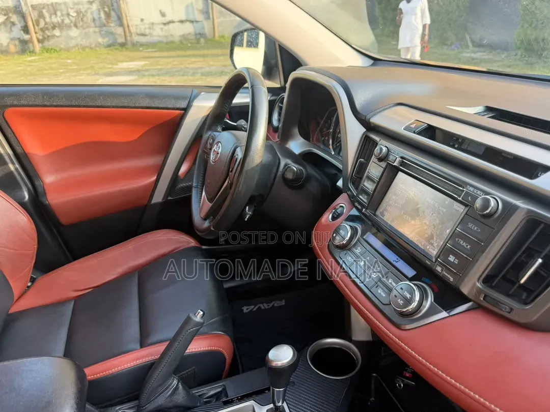 Toyota RAV4 2015 Black