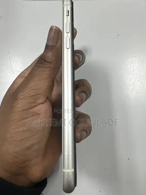 Apple iPhone 11 128 GB White
