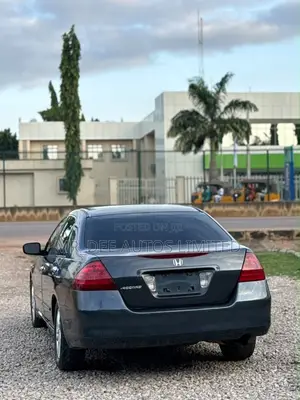 Honda Accord 2006 Gray