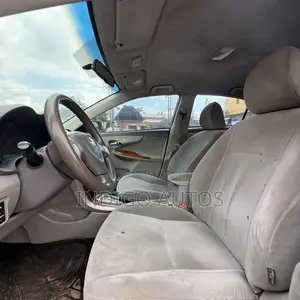 Toyota Corolla 2008 Gray