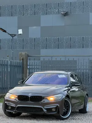 BMW 328i 2016 Brown