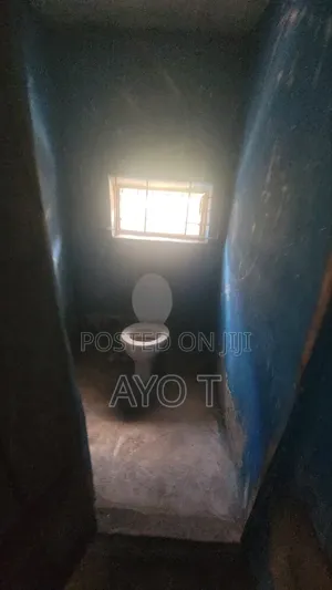 Studio Apartment in Ilaje Bariga, Shomolu for rent