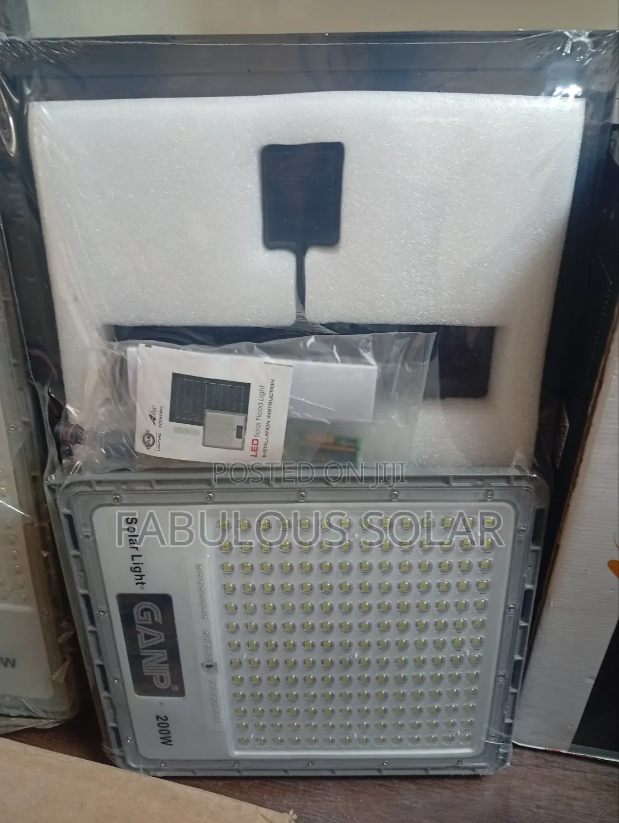 Original 200watts Solar Flood Light Ganp(big Body?