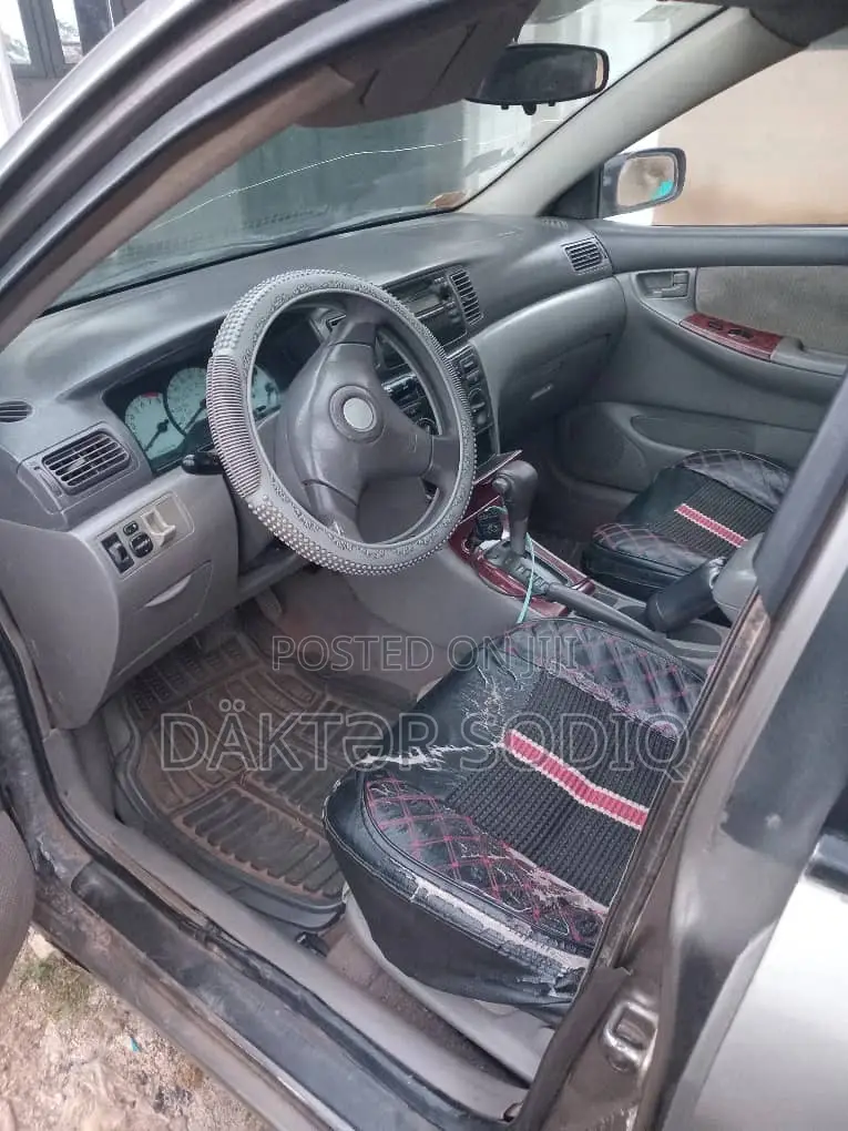Toyota Corolla 1.4 D Automatic 2004 Gray