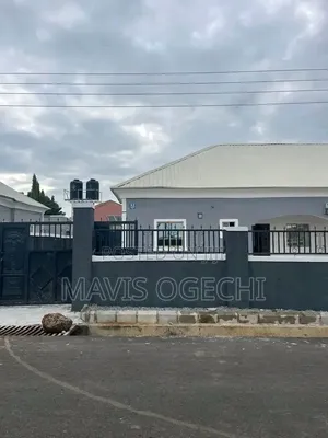 2bdrm Bungalow in Becky 2 Garden, Karu for rent
