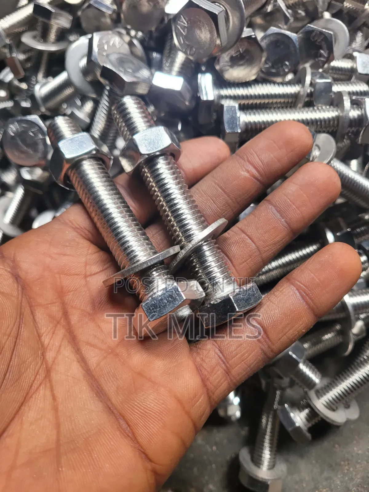 22mm×3"(m14 × 3"): A2-70 SS304 Stamnless Steel
Full Thread Bolt Set