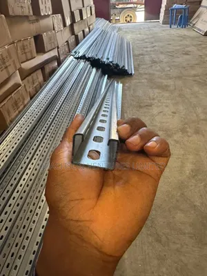 Imported Galvanized Slotted Unitrust 40x41x3mm