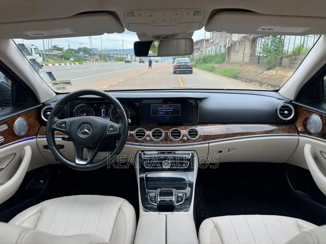 Mercedes-Benz E300 2017 Gray