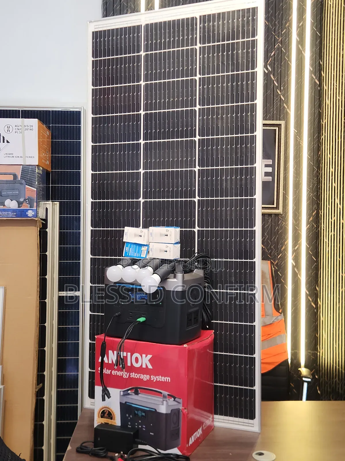 Antiok 1000W Solar Generator + 200W Solar Panel