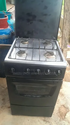 Gas Cooker With Oven