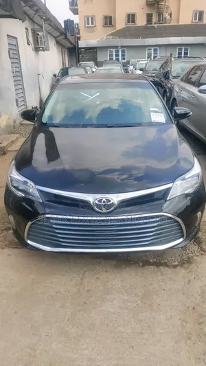 Toyota Avalon XLE Sedar FWD (3.5L 6cyl 6A) 2013 Black