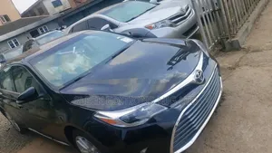 Toyota Avalon XLE Sedar FWD (3.5L 6cyl 6A) 2013 Black