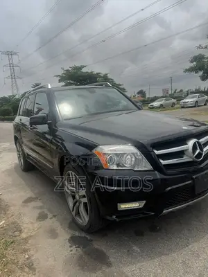 Mercedes-Benz GLK-Class 350 2011 Black
