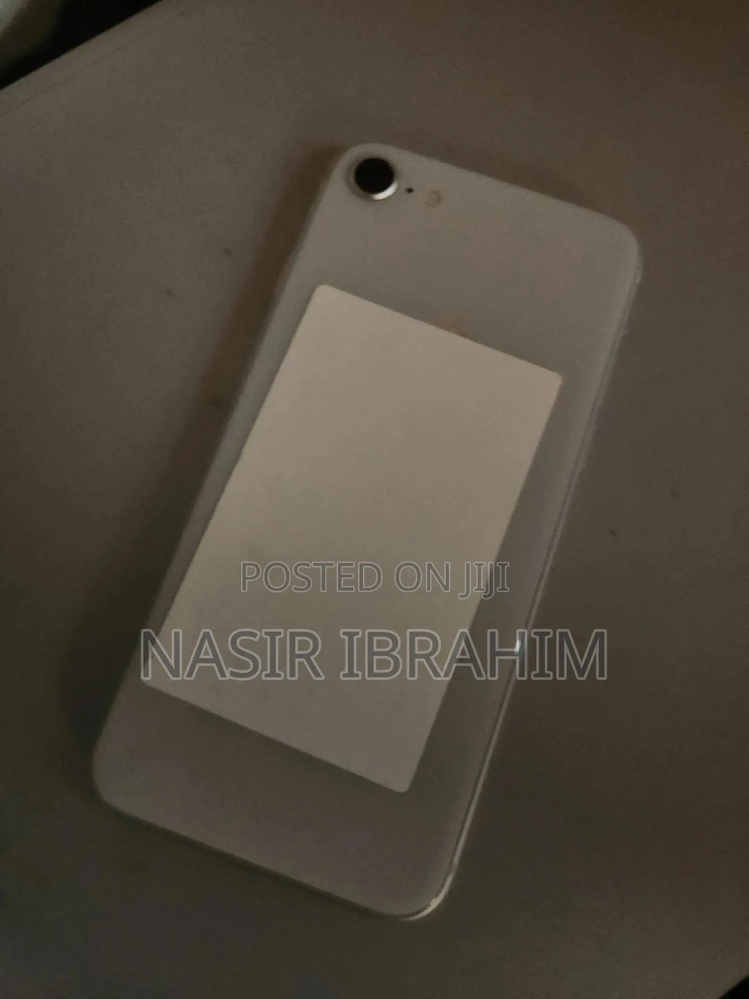 Apple iPhone 8 64 GB White
