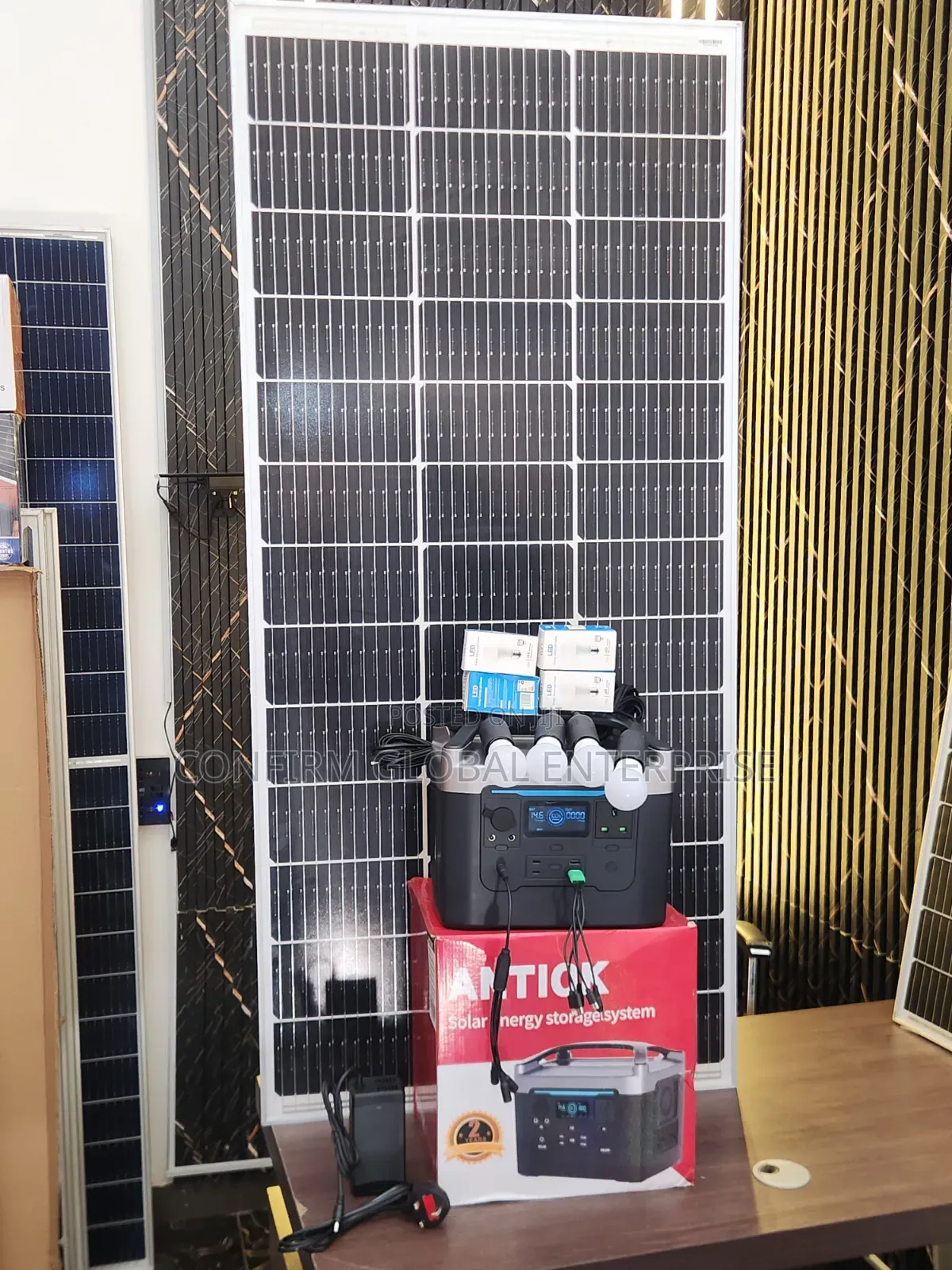 1000W Antiok Solar Generator With 4 Bulbs