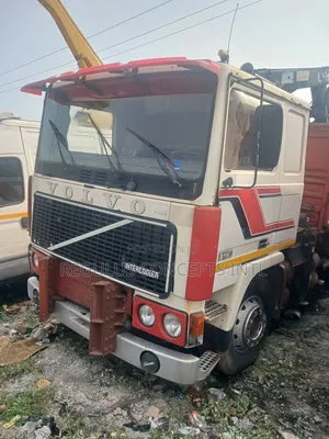 Volvo Crane Trucks 1977 Red