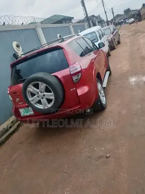 Toyota RAV4 2.4 2008 Burgundy