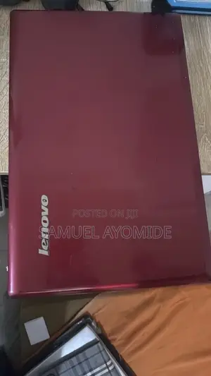 Laptop Lenovo IdeaPad Z585 4GB Intel Core i3 HDD 500GB