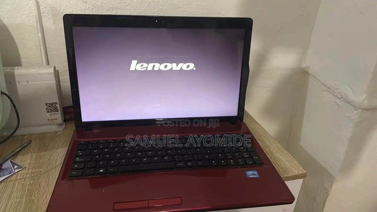 Laptop Lenovo IdeaPad Z585 4GB Intel Core i3 HDD 500GB