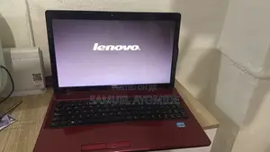 Laptop Lenovo IdeaPad Z585 4GB Intel Core i3 HDD 500GB