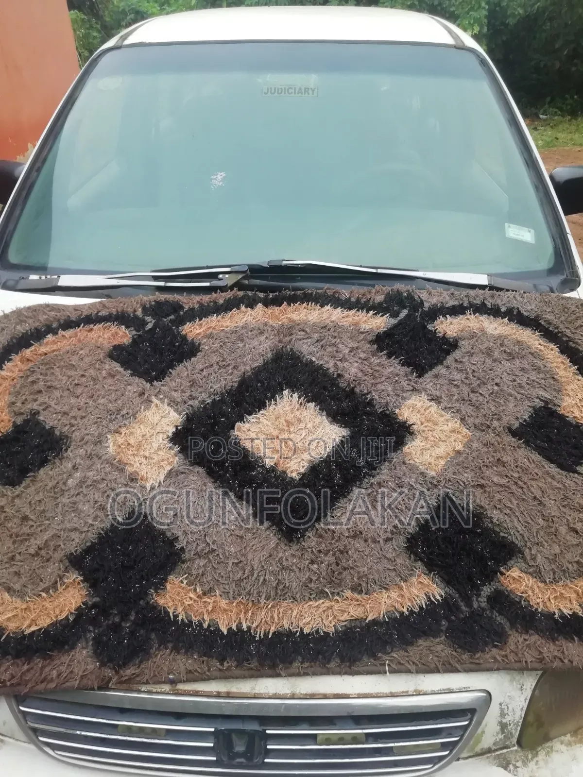 Center Rugs