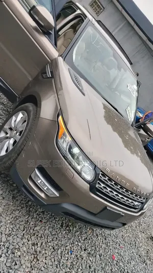 Land Rover Range Rover 3.0L Supercharged HSE 2014 Gold