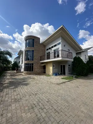 5bdrm Duplex in Wuye for sale