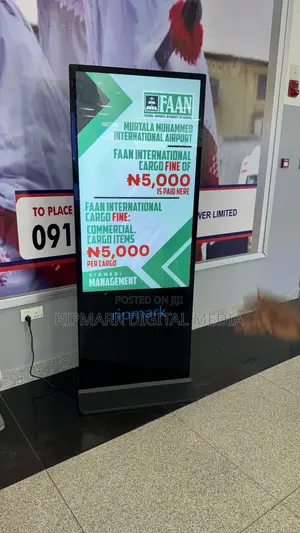 55 Inch Smart Touch Screen Kiosk 4K Android Advertising Display