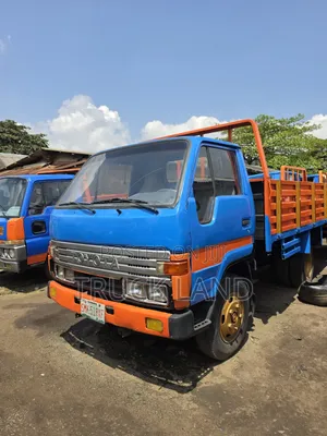 Toyota Dyna 200 Registered 6 Tyres