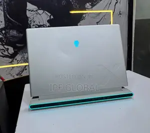 Laptop Alienware X16 R2 16GB Intel Core Ultra 7 SSD 1T