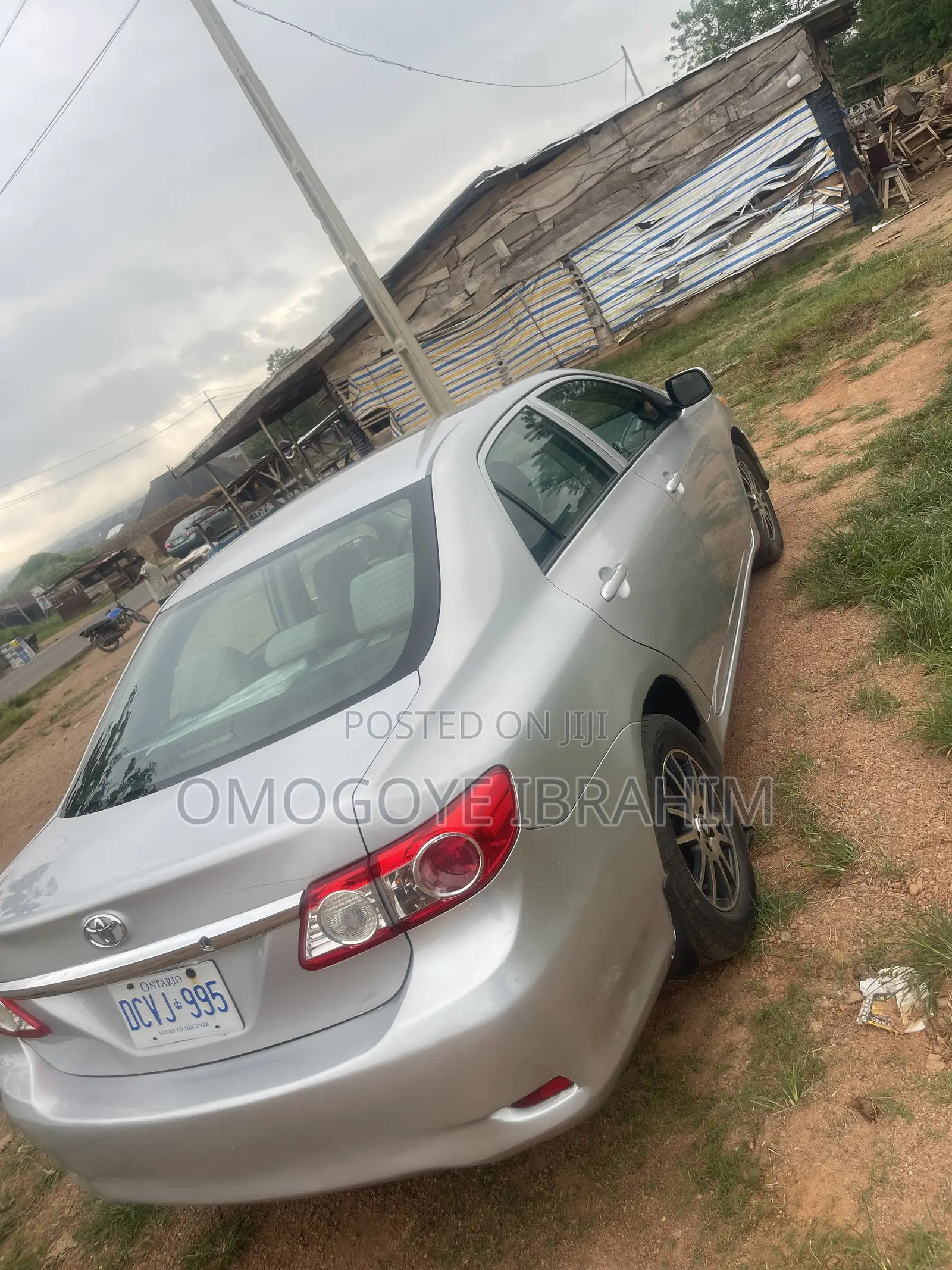 Toyota Corolla 2011 Silver