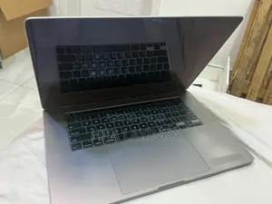 MacBook Pro Screen Replacements