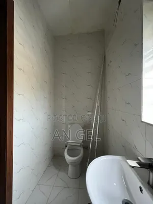 3bdrm Apartment in Lekki Scheme 2 for rent