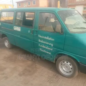 Volkswagen Transporter 2000 Blue