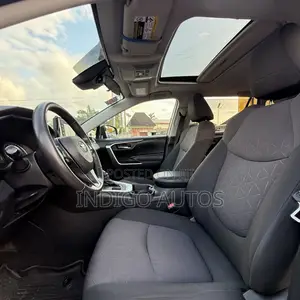 Toyota RAV4 2019 Red