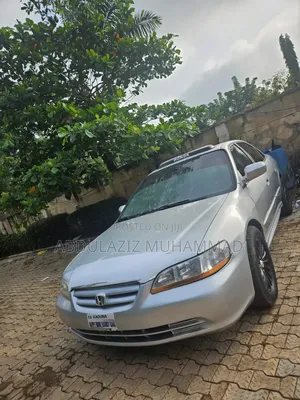 Honda Accord 2002 Silver