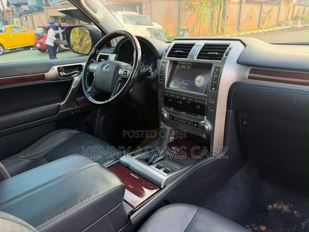 Lexus GX 2018 Silver