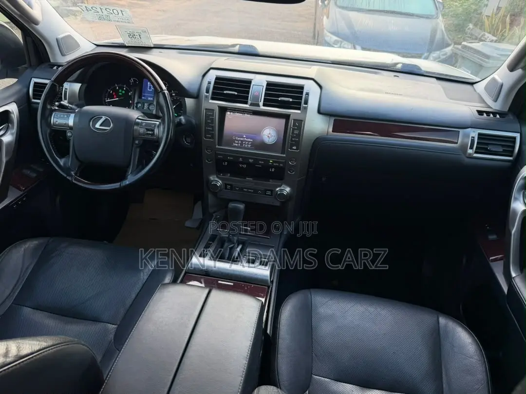 Lexus GX 2018 Silver