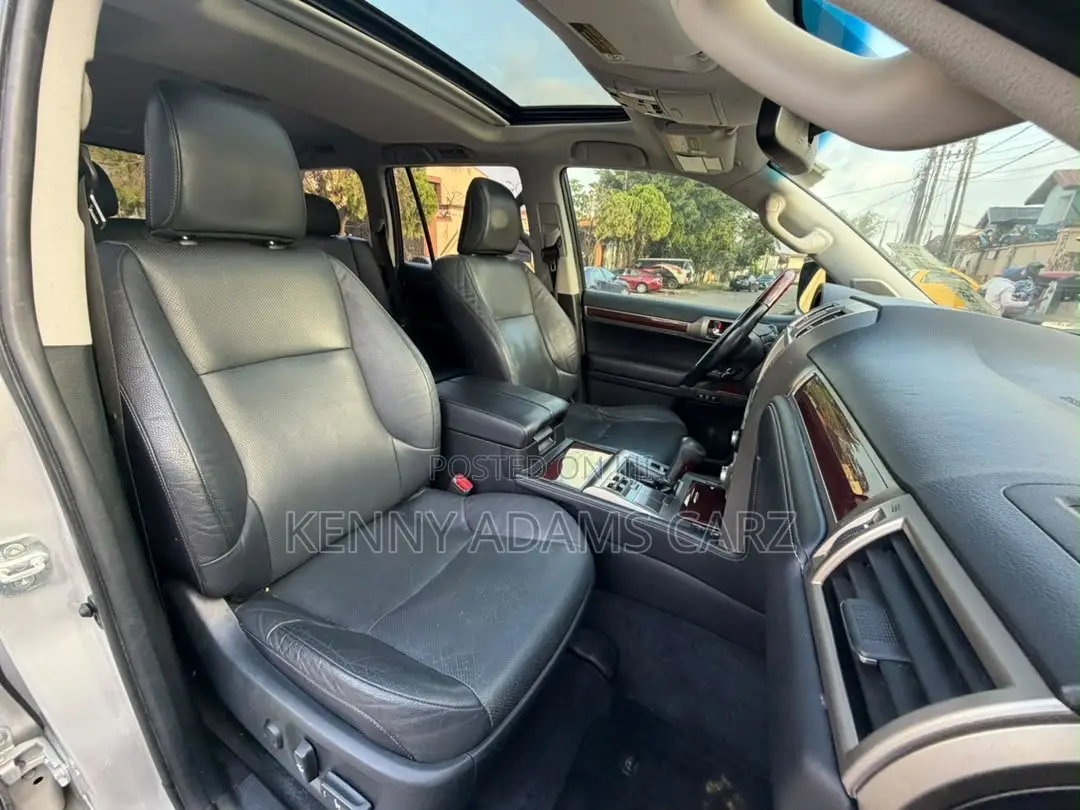 Lexus GX 2018 Silver