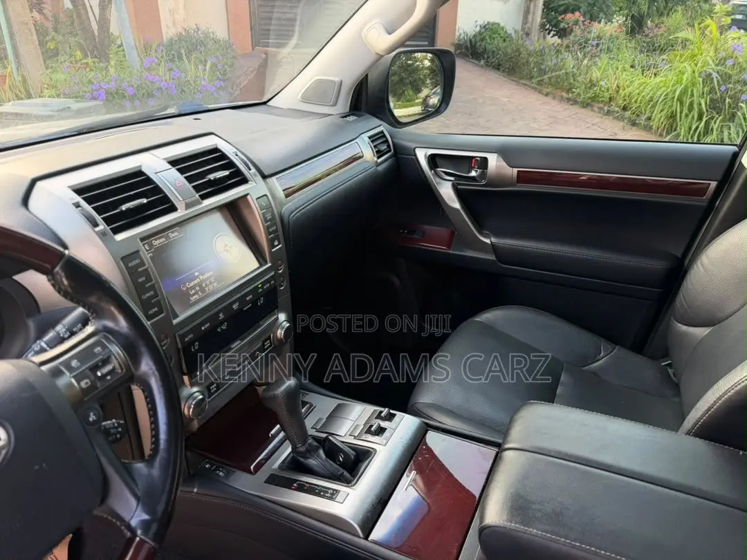 Lexus GX 2018 Silver